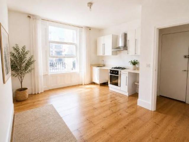 Junction Road, London N19 1 bed flat to rent £2,000 pcm £462 pw