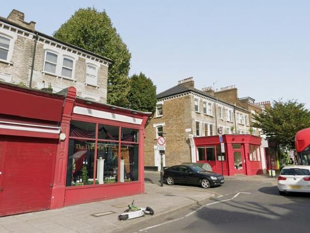 Junction Road, London N19 Studio to rent £1,436 pcm £331 pw
