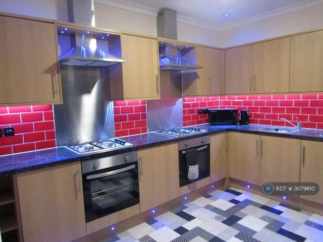 Junction Road, Reading, RG1 8 bed terraced house to rent £5,600 pcm £1,292 pw