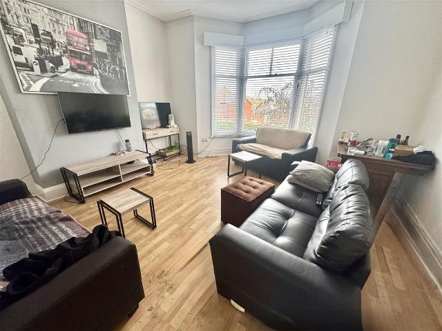 Junction Road, Sheffield S11, 6 bed shared accommodation to rent, £429 pcm | PrimeLocation