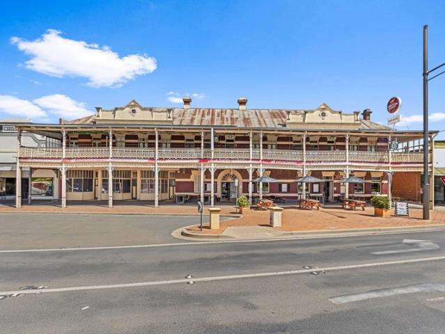 Junee Hotel