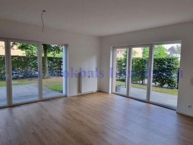 Jung, modern, stadtnah, barrierearm, EG mit Garten