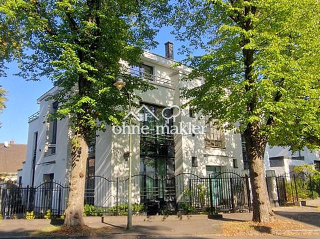 Junge Luxus Villa inkl. Dublex Penthouse Wohnung