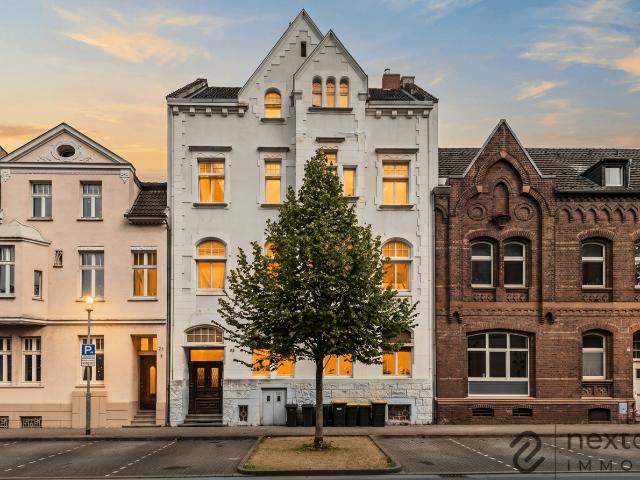 Jungendstil trifft Gestaltungsmöglichkeiten Großzügige 4 Zimmer Wohnung in ruhiger Lage nahe FH