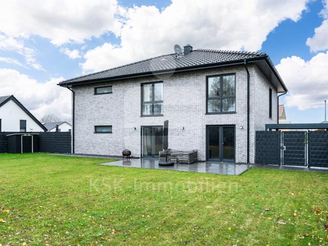 Junges Baujahr! Moderne und hochwertige Ausstattung! Zweifamilienhaus in 53949 Dahlem!