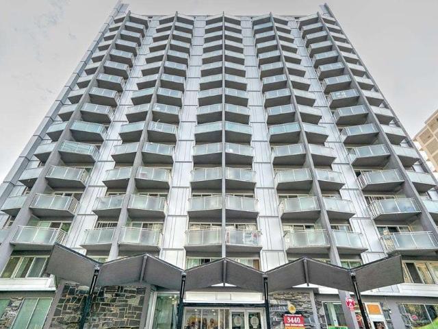 Junior 1 Bedroom Available At 3440 Durocher Street, Montreal 3440 Durocher Street, Montréal