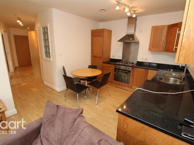 Junior Street, Leicester 2 bed apartment to rent £1,095 pcm £253 pw