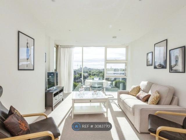 Juniper Drive, London SW18, 1 bed flat to rent, £2,400 pcm | PrimeLocation