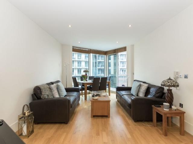 Juniper Drive, London SW18, 2 bed flat to rent, £2,650 pcm | PrimeLocation