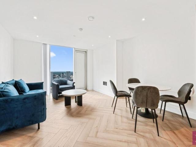 Juniper Drive, London SW18, 3 bed flat to rent, £5,850 pcm | PrimeLocation