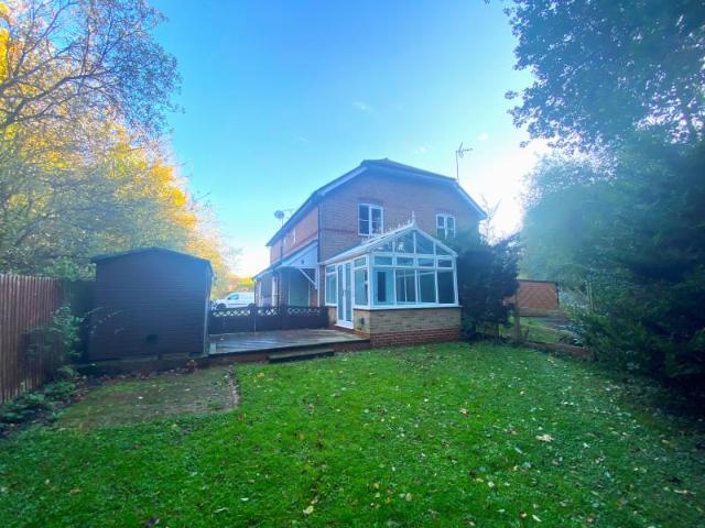 Juniper Road, Farnborough 1 bedroomProperty for lettings Seymours