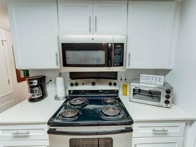 Juniper Springs Apartments 1 Bedroom Apartment for Rent at 3500 Greystone Dr, Austin, TX 78731