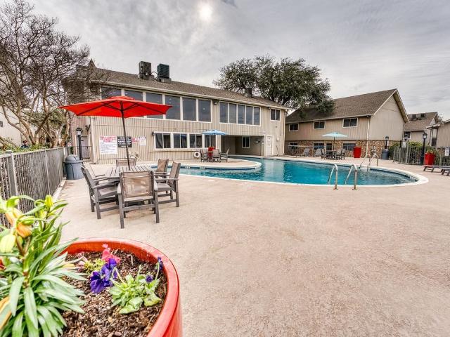 Juniper Springs Apartments 2 Bedroom Apartment for Rent at 3500 Greystone Dr, Austin, TX 78731