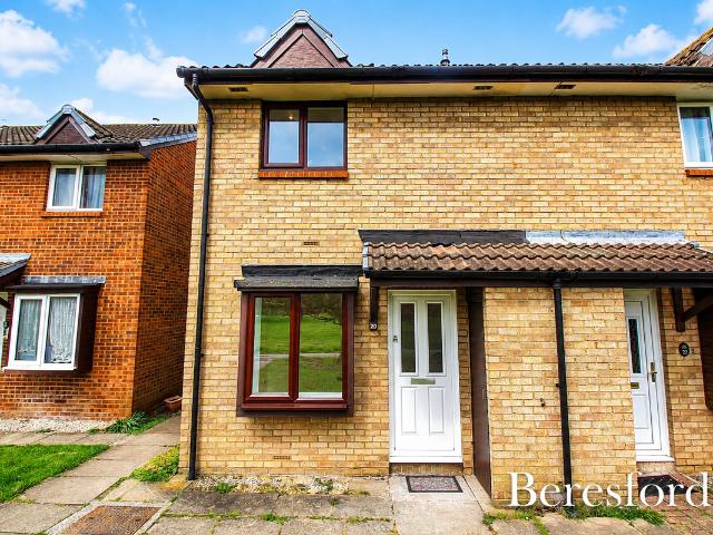 Juniper Way RM3, 1 bed end terrace house to rent, £1,300 pcm | PrimeLocation