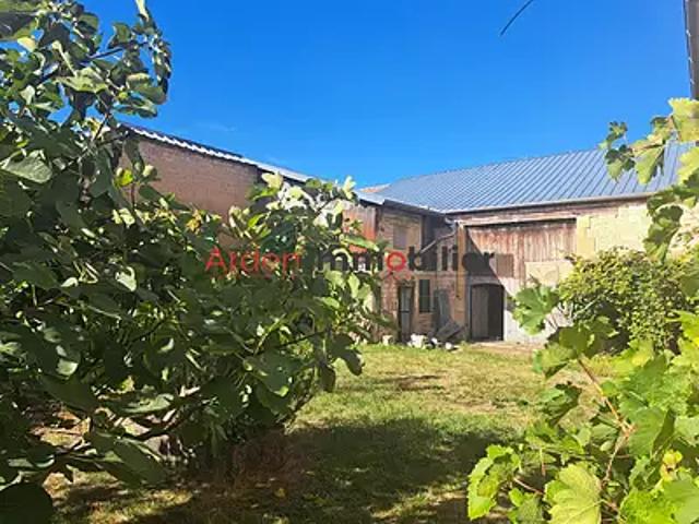 Juniville 08310 Achat / Vente maison 5 pièces t5 au dernier étage jardin