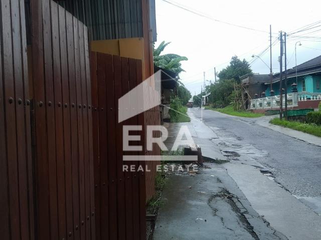 JUAL Rumah Dilengkapi Gudang Bisa Untuk Usaha di Langon Tahunan Jepara