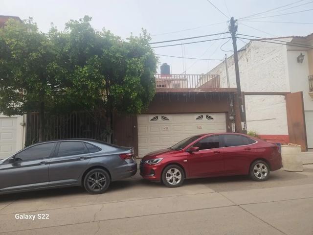Juan Manuel León Vende Casa en Corona Araiza #266 en Autlán de Navarro, Jalisco 3173883580