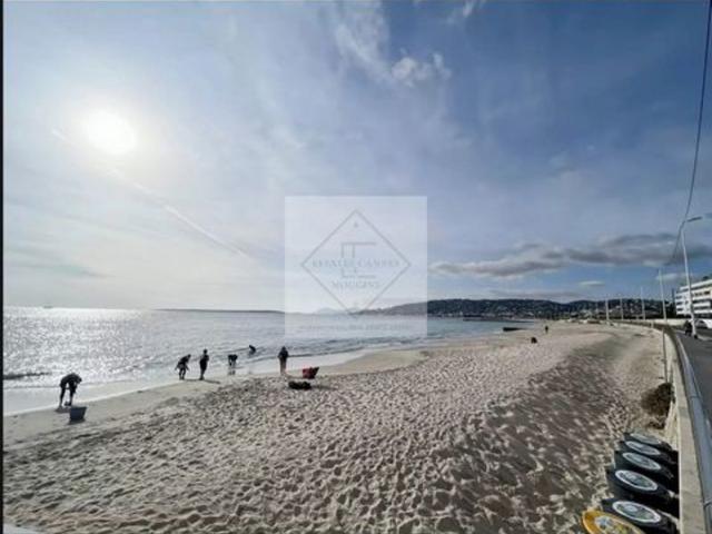 Élégant 2 pièces neuf proche plage à Juan les Pins