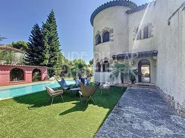 Juan les Pins 06160 Achat / Vente maison 6 pièces t6 piscine