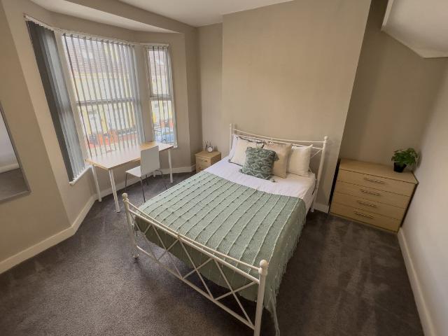 Jubilee Drive L7, 6 bed shared accommodation to rent, £542 pcm | PrimeLocation