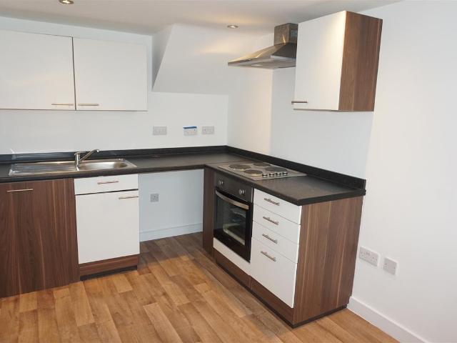 Jubilee House, Jubilee Drive, Liverpool L7, 1 bed flat to rent, £675 pcm | PrimeLocation