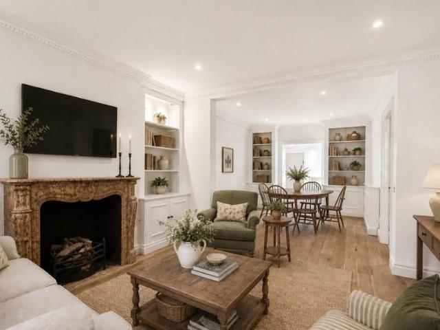 Jubilee Place, London SW3 5 bed terraced house to rent £11,999 pcm £2,769 pw