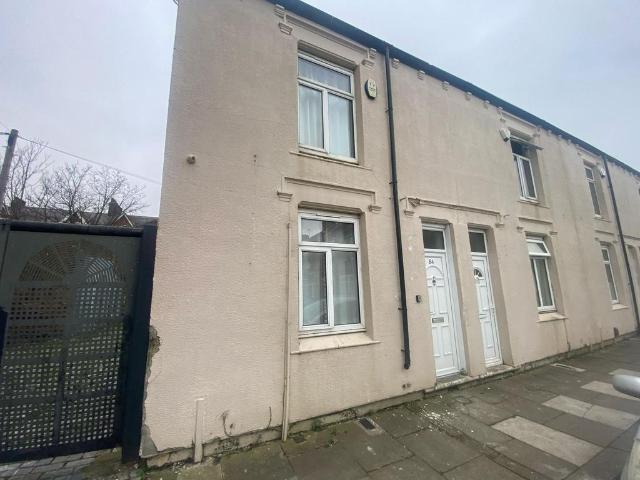 Jubilee Street, North Ormesby. 2 bed end of terrace house to rent £550 pcm £127 pw