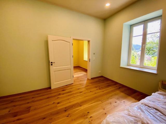 Judenburg: Klein, modern und zentral ca 43 m2 mit neuer Einbauküche und saniertem Badezimmer