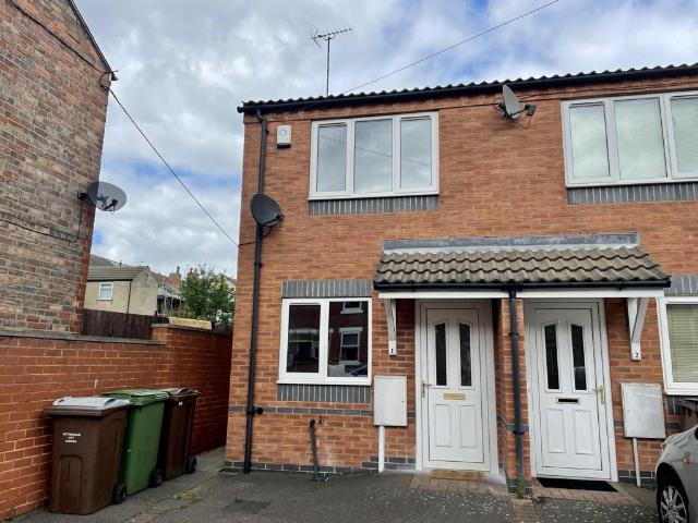 Judes Court, Nottingham, NG3 2 bed house to rent £950 pcm £219 pw