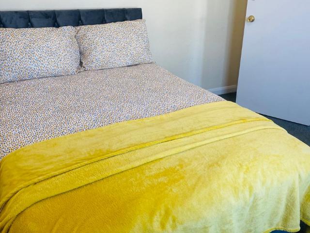 Judge Heath Lane, Uxbridge UB8 1 bed in a house share to rent £850 pcm £196 pw