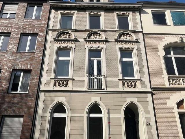 Jugenstilhaus Neuss Zentrum ! Provisionsfrei. Neuer Preis!