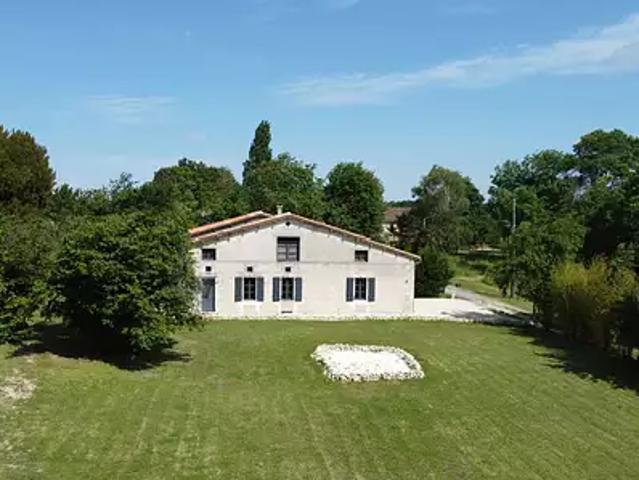 Juignac 16190 Achat / Vente maison 4 pièces t4 terrasse parking