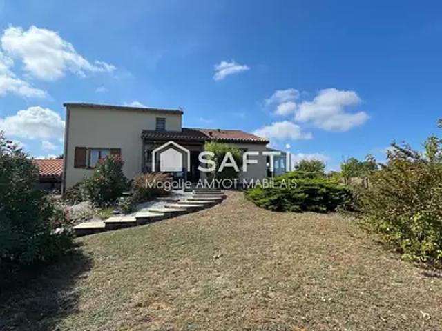 Juillac le Coq 16130 Achat / Vente maison 7 pièces t7 piscine terrasse
