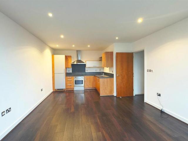 Jupiter, 128 Morville Street, Birmingham, B16 8FJ, United Kingdom | 2 bed apartment for rent #137643595 | Rentberry