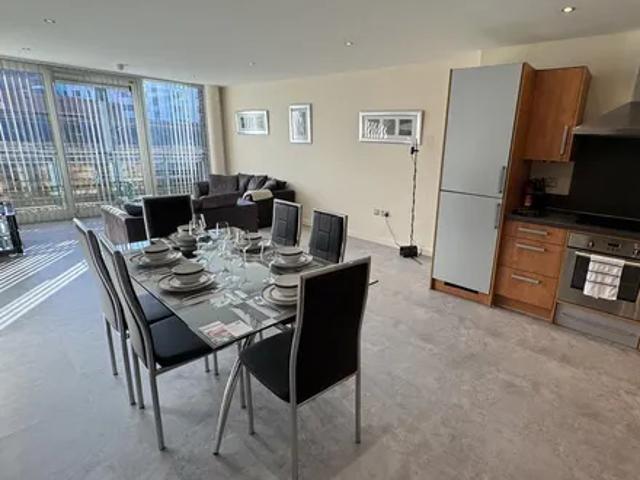 CC Kat Aesthetics, 128 Morville Street, Birmingham, B16 8FJ, United Kingdom | 3 bed apartment for rent #139071353 | Rentberry