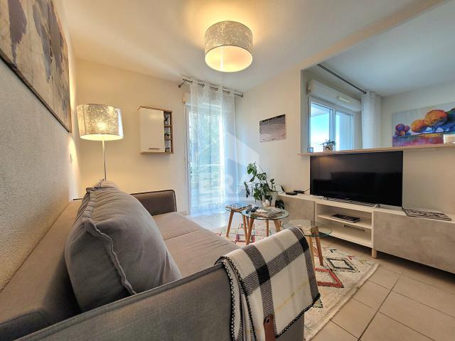 JURANCON T2 bis meublé de 52 m² avec balcons et 2 places parking