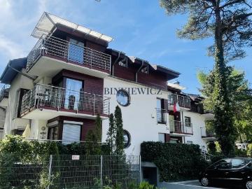 Luksusowy apartament 4 pok. z kominkiem, garażem i balkonami
