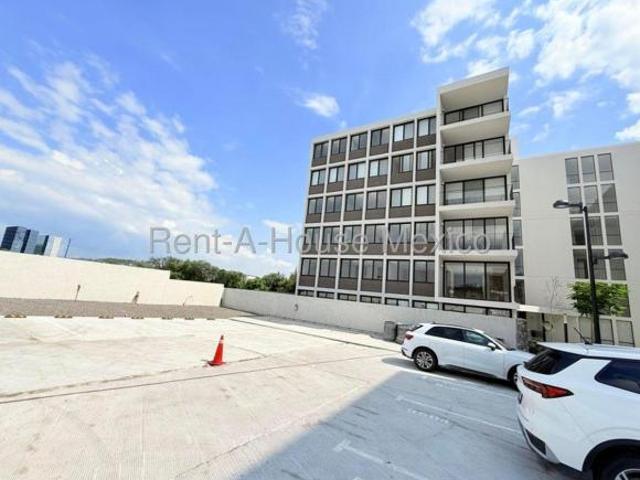 Departamento en planta baja con jardín privado de 154 m² en Jurica en venta RAH686