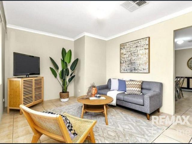 Just Move In!