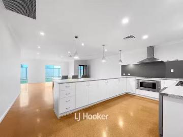 Just in! B/8 Medic Street, Collie, WA 6225