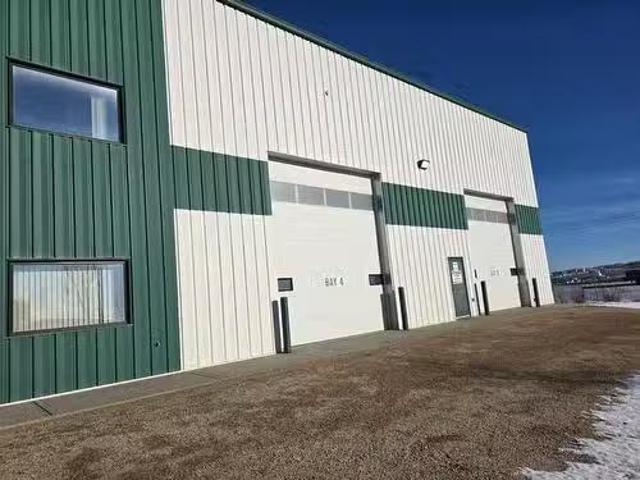 For Rent! Drayton Valley, Alberta, T7A 1R8 commercial for sa.