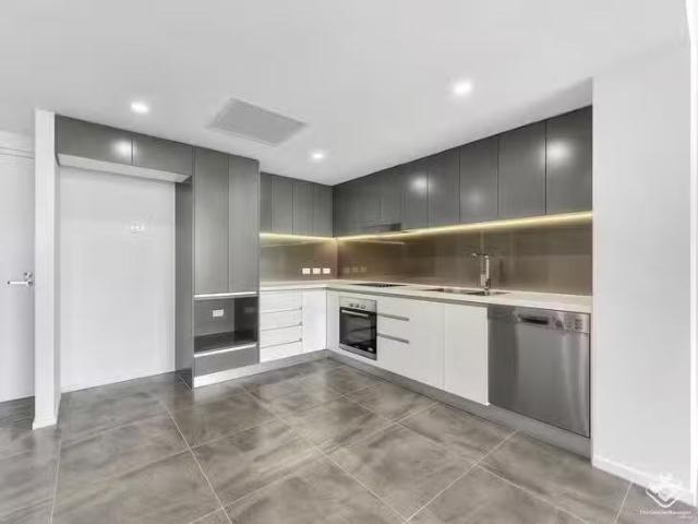 Rental! U35/45 Wellington Road, East Brisbane, QLD 4169