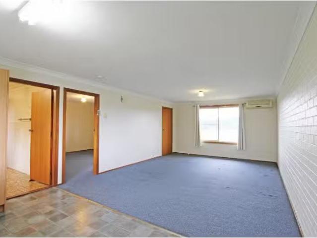 For Rent! Unit 2/20 George St, East Branxton Apartment for ren.