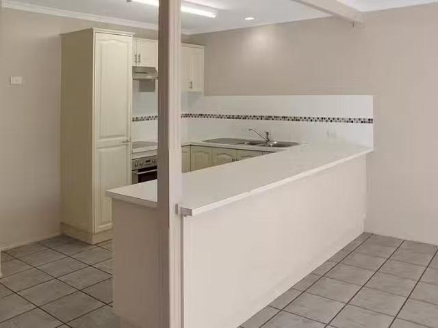 Charming UNIT 3/8 Lindsay Street, East Toowoomba, QLD 4350