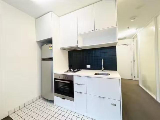 Nice 1401/31 Abeckett Street, Melbourne, VIC 3000