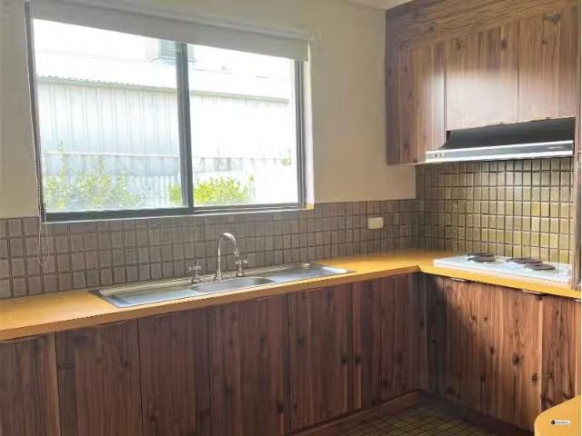 Cozy 1/426 Urana Road, Lavington Apartment for rent Listed by.