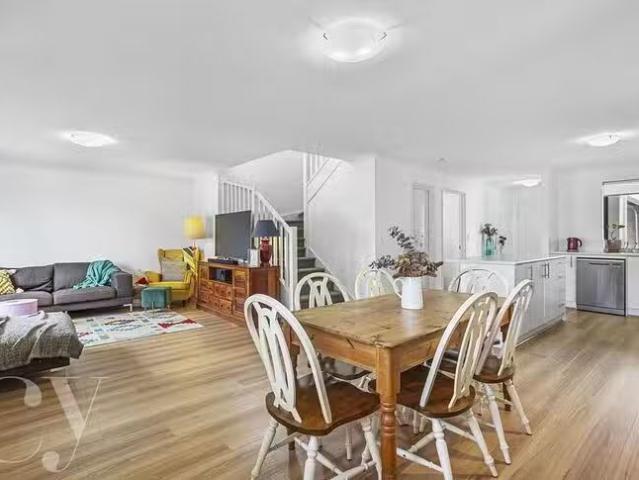 For Rent! 1/42 Hilory Street, Coolbellup, WA 6163