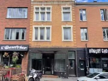 Just in! 1439 Rue Atateken, Montréal Ville Marie, QC, H2L 3L.