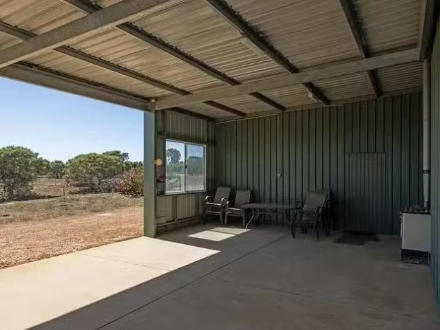 Cheap 147 Flying Foam Way, Jurien Bay, WA 6516