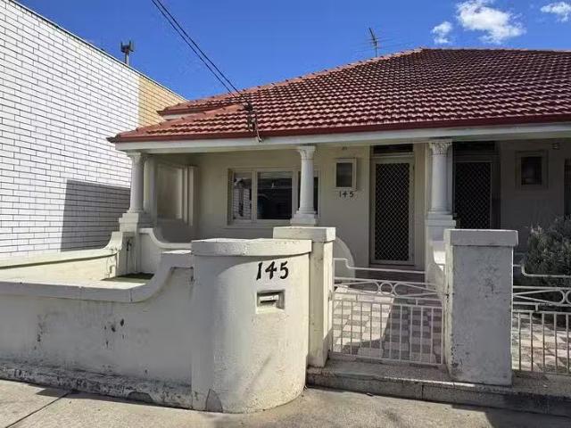 Cozy 145 South Terrace, Fremantle, WA 6160